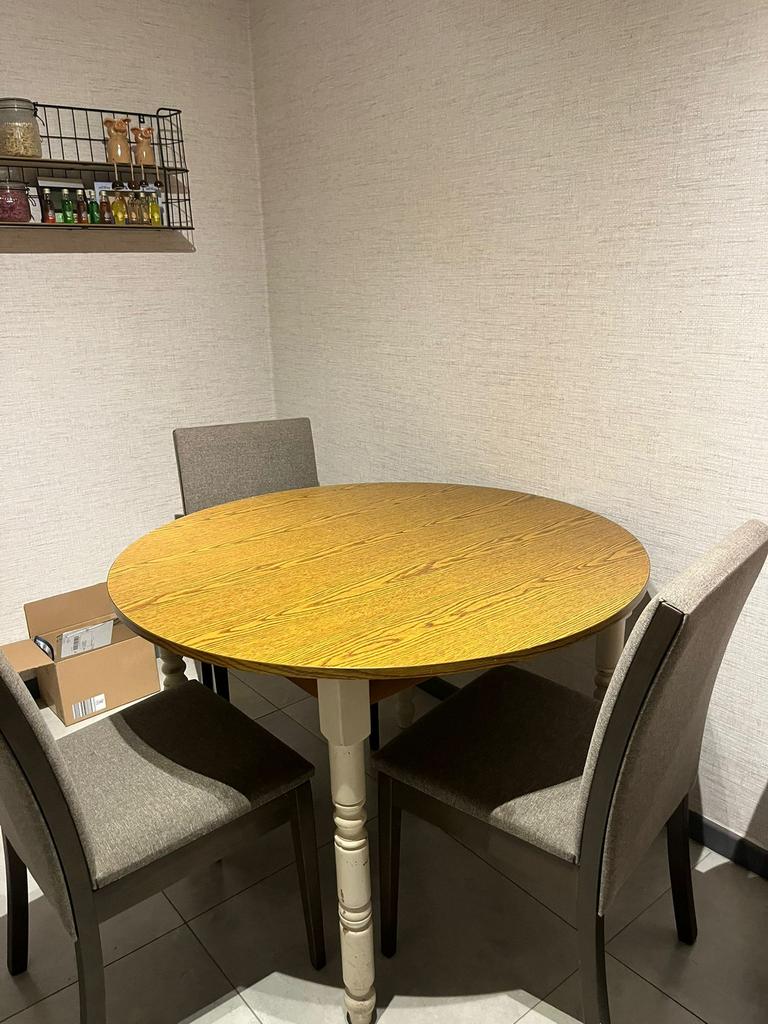 Tafel met 4 stoelen, Quatre personnes, Rond, 50 à 100 cm, Enlèvement