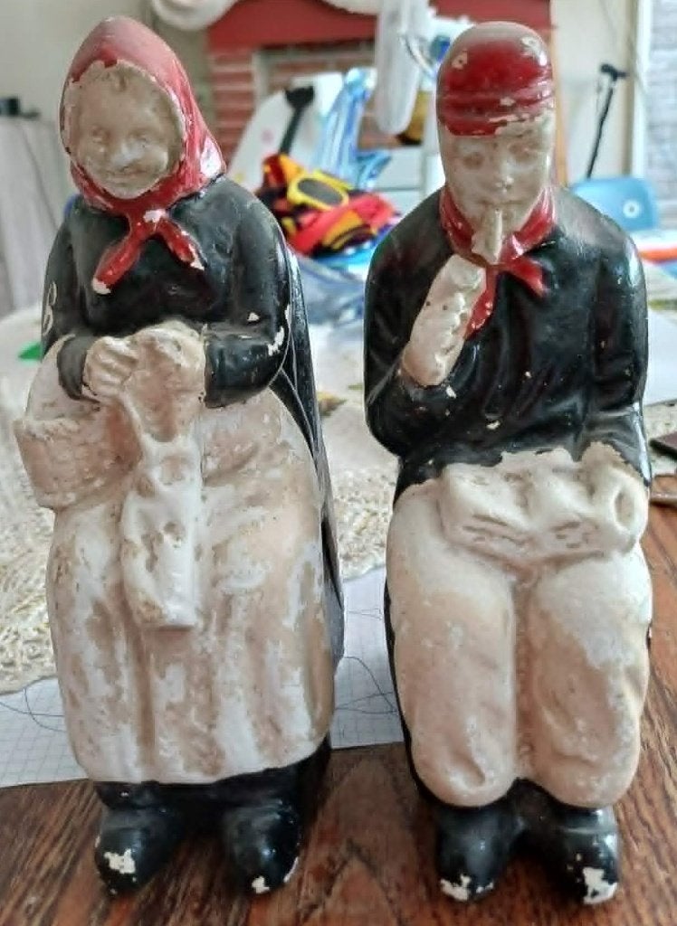 statuettes anciennes en plâtre polychrome Couple de paysans, Collections, Statues & Figurines, Utilisé, Humain, Envoi