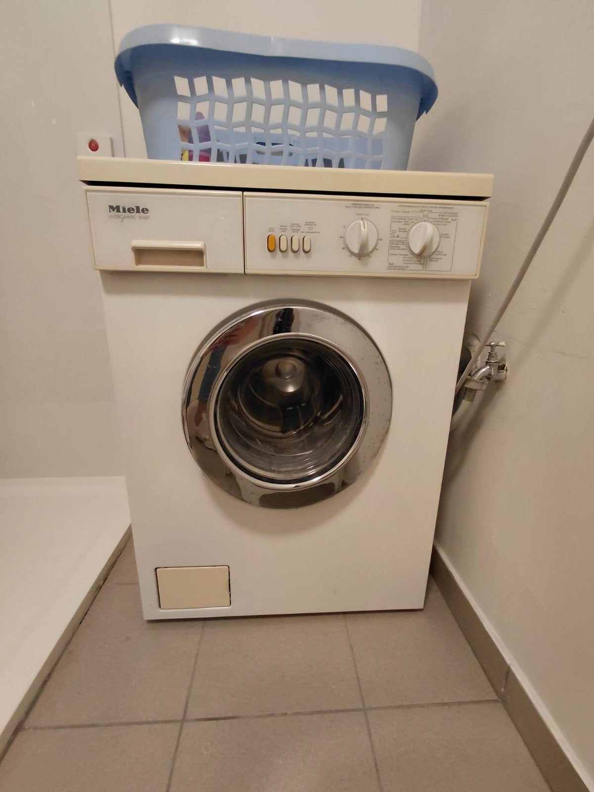 MIELE wasmachine in prima staat, Elektronische apparatuur, Wasmachines, Ophalen