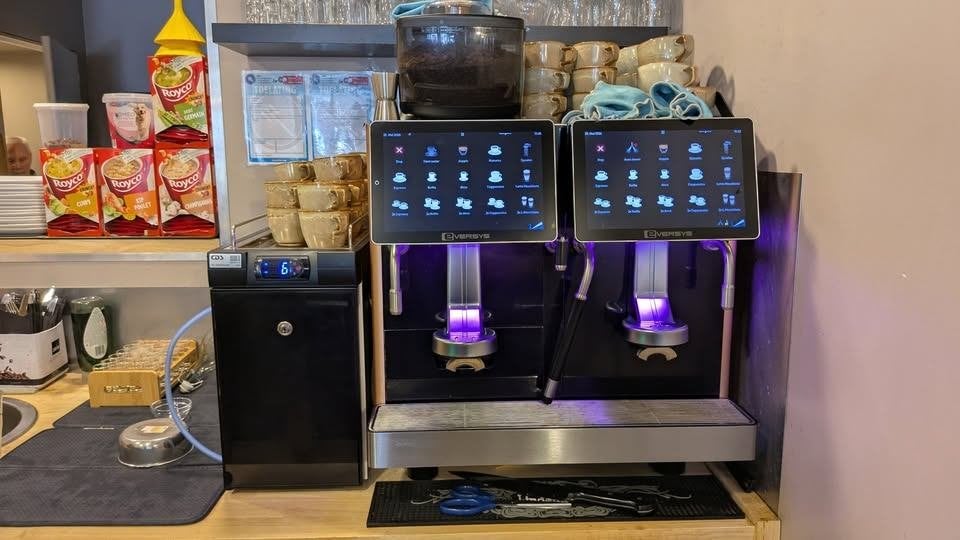 Horeca koffiemachine Eversys, Enlèvement