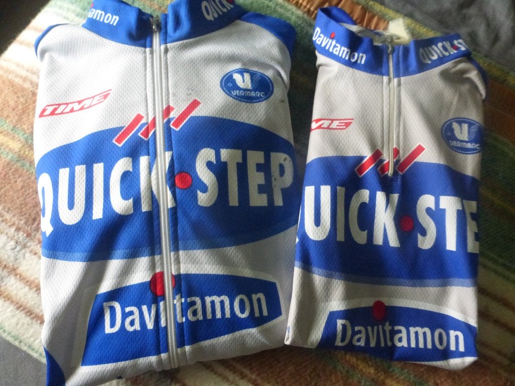 2 oude QUICK STEP Davitamon professionele teamshirts, Ophalen of Verzenden