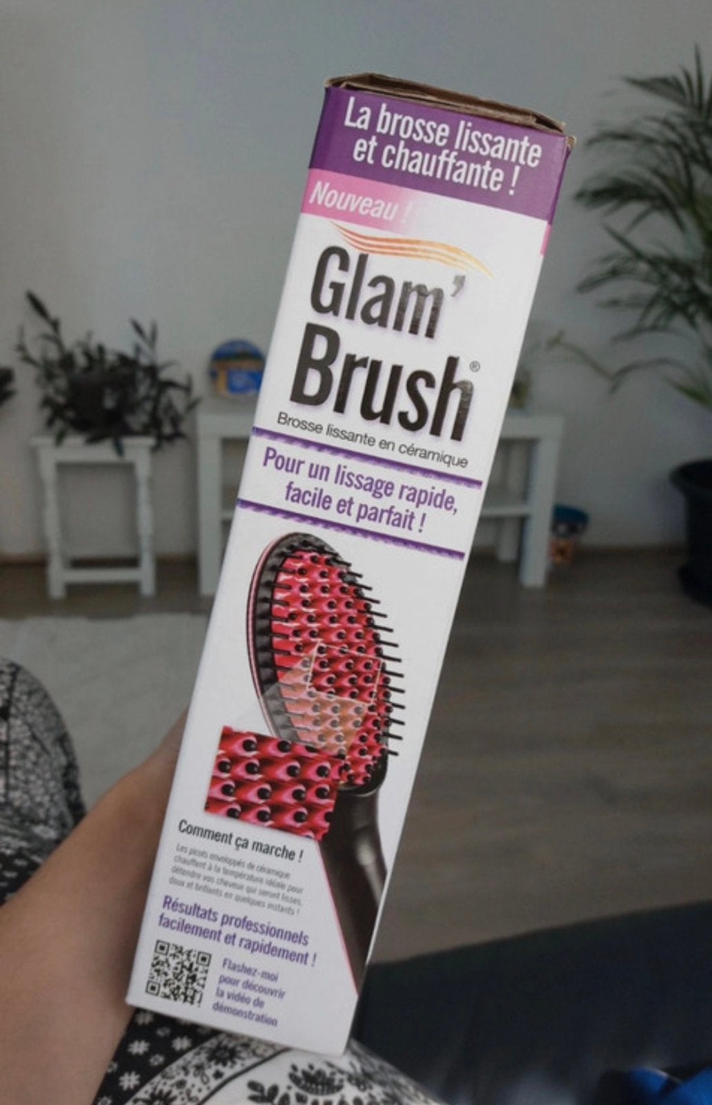 Brosse lisseur, Enlèvement, Comme neuf