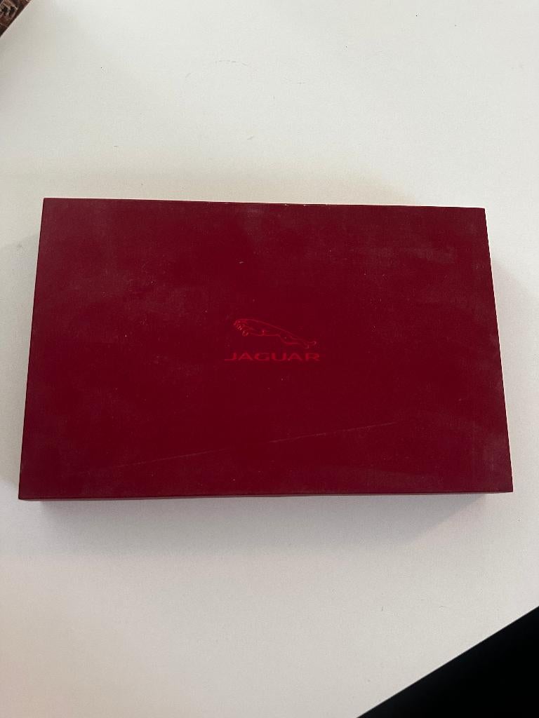 Jaguar Handover Pack geschenkdoos, Antiquités & Art, Enlèvement ou Envoi