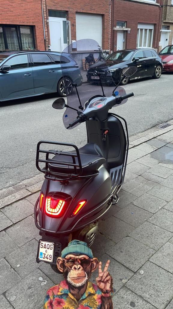 Vespa sprint full option | A klasse, Fietsen en Brommers, Scooters | Vespa, Ophalen, Zo goed als nieuw
