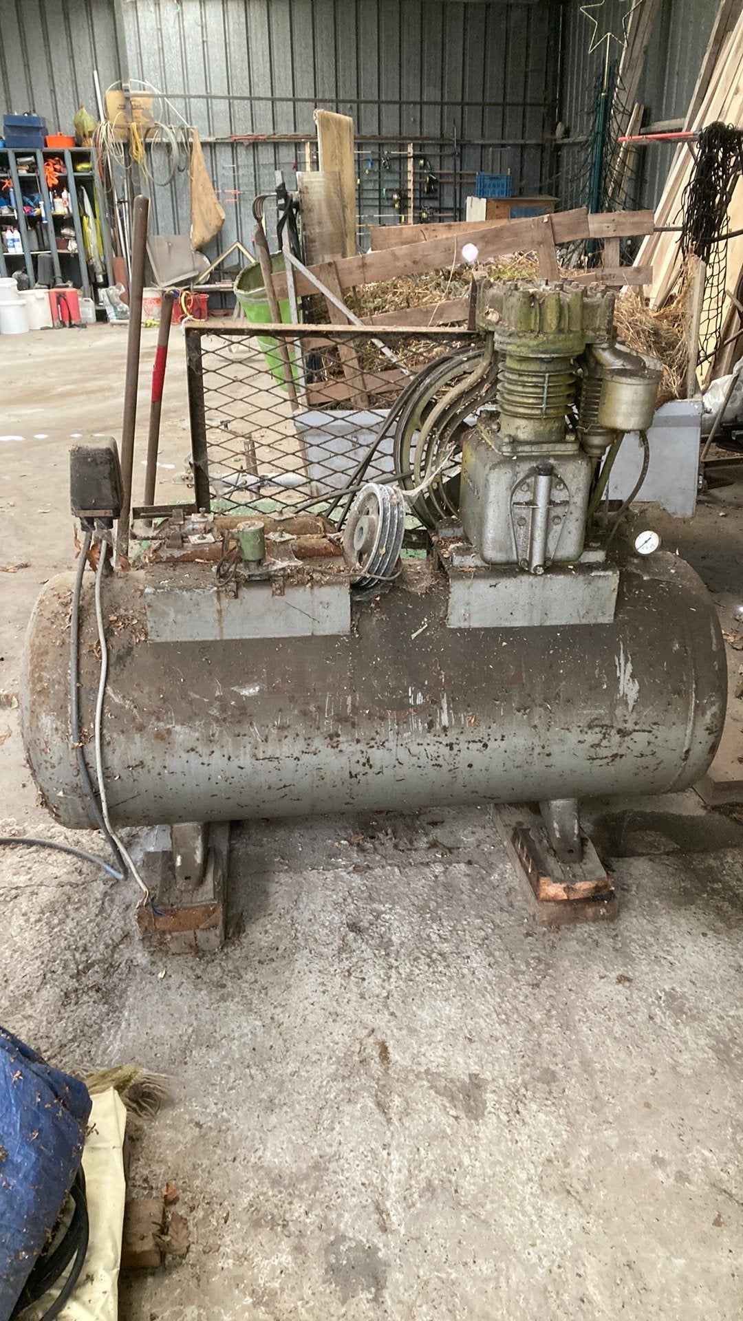 Compressor, Doe-het-zelf en Bouw, Compressors, Ophalen, Gebruikt, 800 liter/min of meer, 10 bar of meer