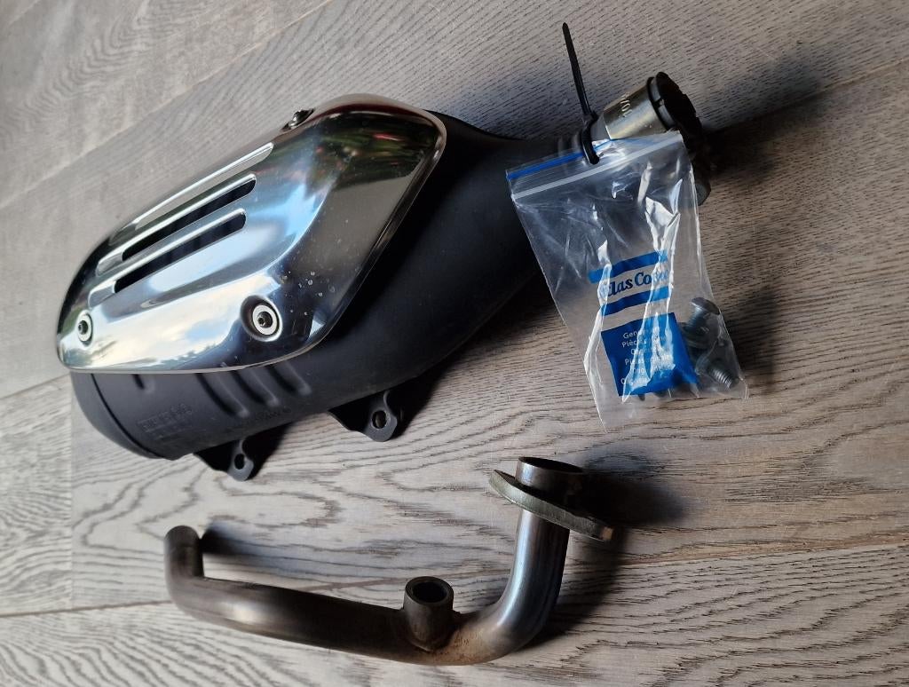 Originele Uitlaat Vespa GTS compleet met bocht, Ophalen of Verzenden, Nieuw