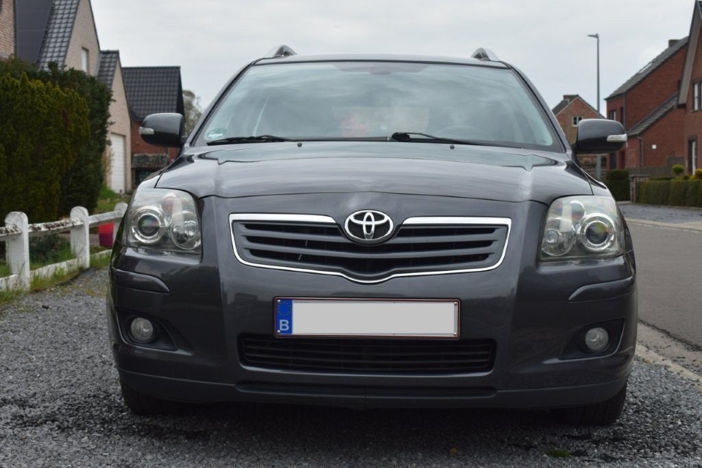 voiture, Autos, Argent ou Gris, Avensis, 93 kW, 149 g/km