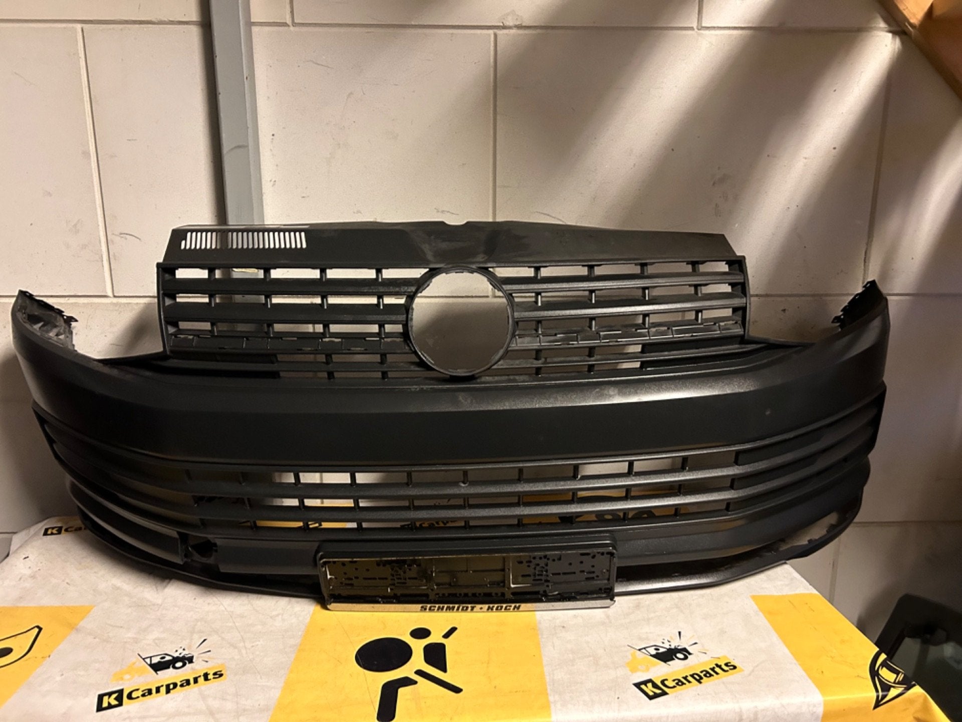 Volkswagen Transporter T6 Voorbumper 7E0807221D, Info@fabrikant.eu, Bumper, Fabrikant BV, Gebruikt