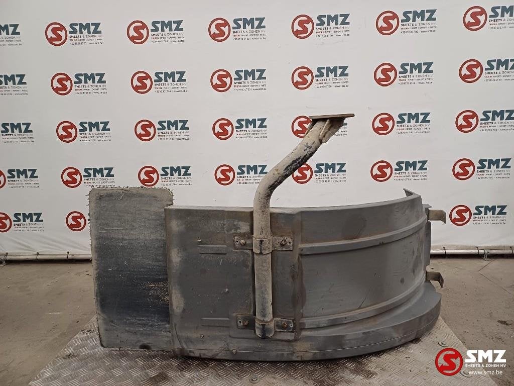 Occ spatbord + spatbordbeugel Econic rechtsachtera, Gebruikt, Mercedes-Benz, Carrosserie en Plaatwerk
