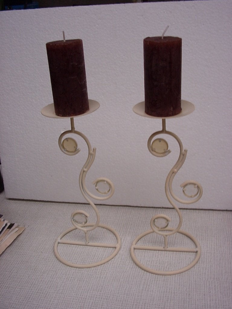 2 kandelaars antiek look + 2 kaarsen, Antiek en Kunst, Ophalen of Verzenden, Overige materialen