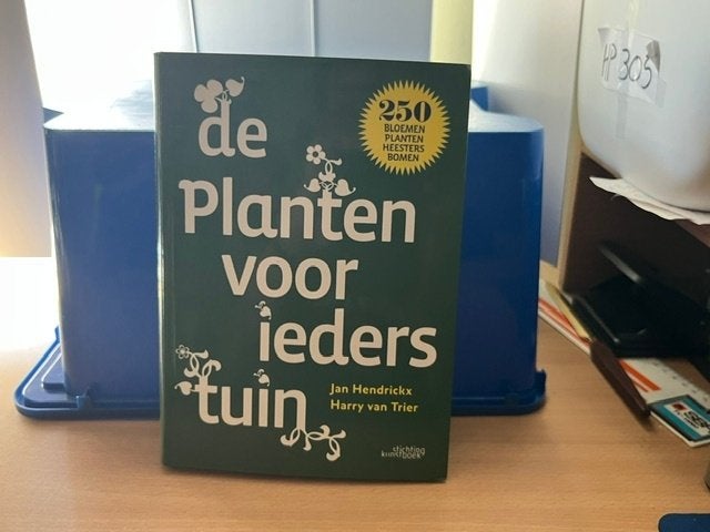 Boek over planten, Boeken, Ophalen of Verzenden, Zo goed als nieuw