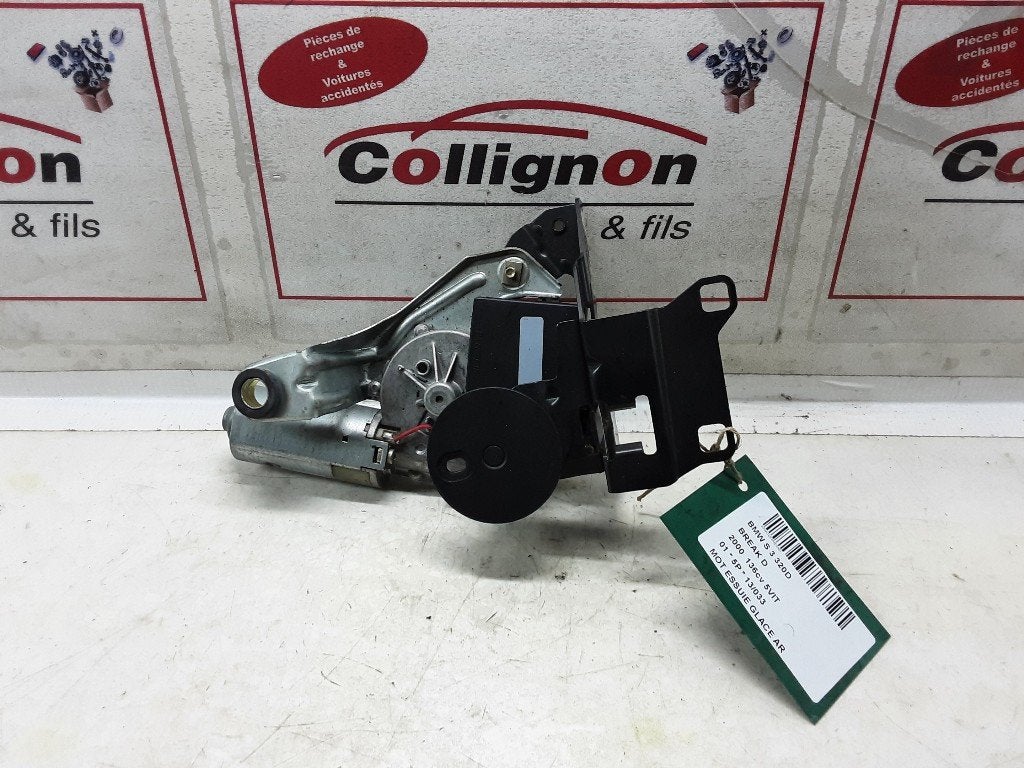 RUITENWISSERMOTOR ACHTER BMW 3 serie Touring (E46 / 3), Gebruikt, Mevr. I. Hauben, BMW, Rue de l'Espoir 34 34
4030  GRIVEGNÉE, BE