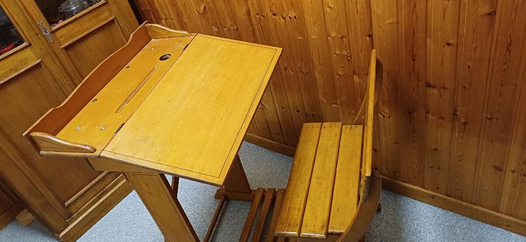 Bureau enfant en bois naturel, Ophalen, Gebruikt, Hout, Kinderbureau