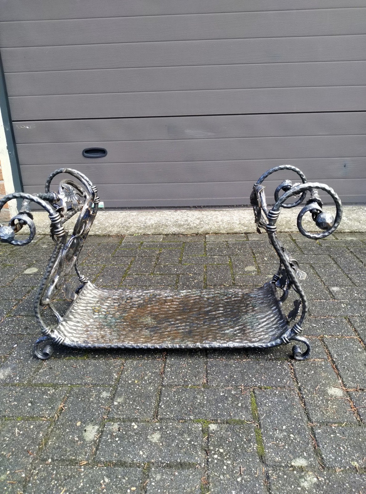 Support à bois de chauffage vintage en fer, très spécial !, Enlèvement