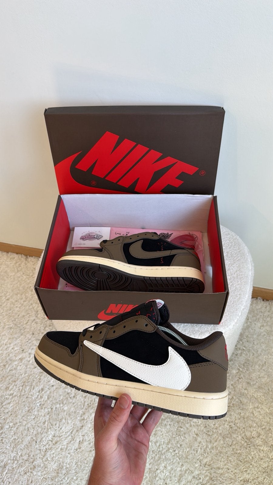 Jordan 1 Low Travis Scott Mocha, Vêtements | Hommes, Chaussures, Enlèvement ou Envoi, Comme neuf, Brun, Baskets