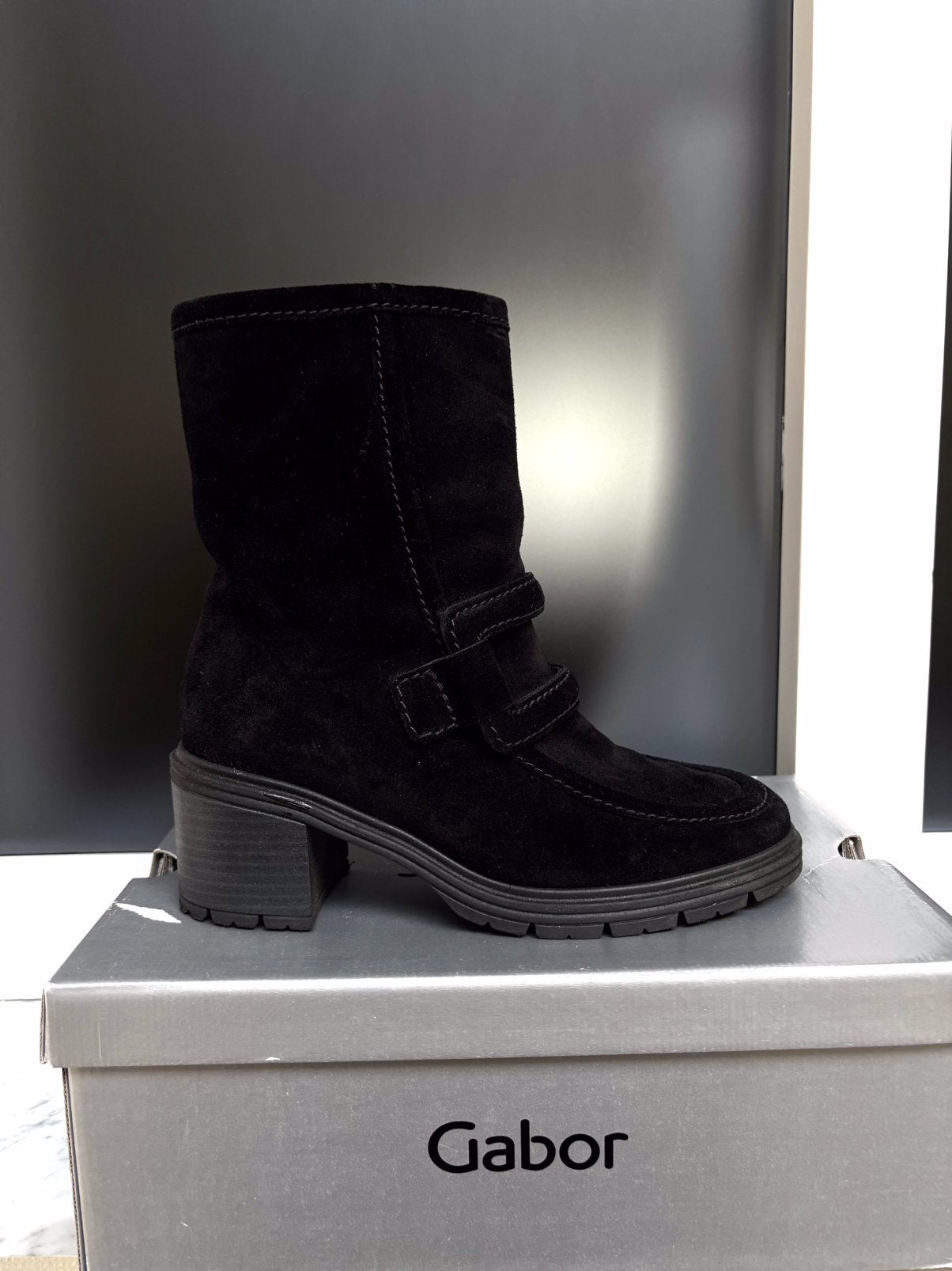 De belles bottes comme neuves, Vêtements | Femmes, Enlèvement, Comme neuf