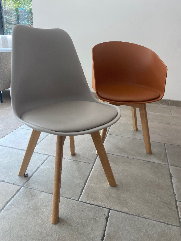 Stoelen, Huis en Inrichting, Overige kleuren, Scandinavisch, Zo goed als nieuw, Vijf, Zes of meer stoelen