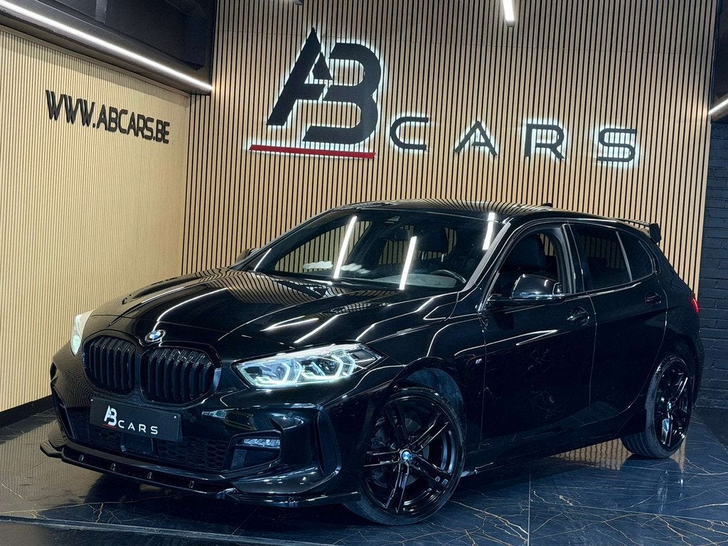 BMW 1 Serie 118 118iA * PACK M PERFORMANCE * GAR 12 MOIS * 1, 1 Reeks, Gebruikt, 136 pk, Zwart