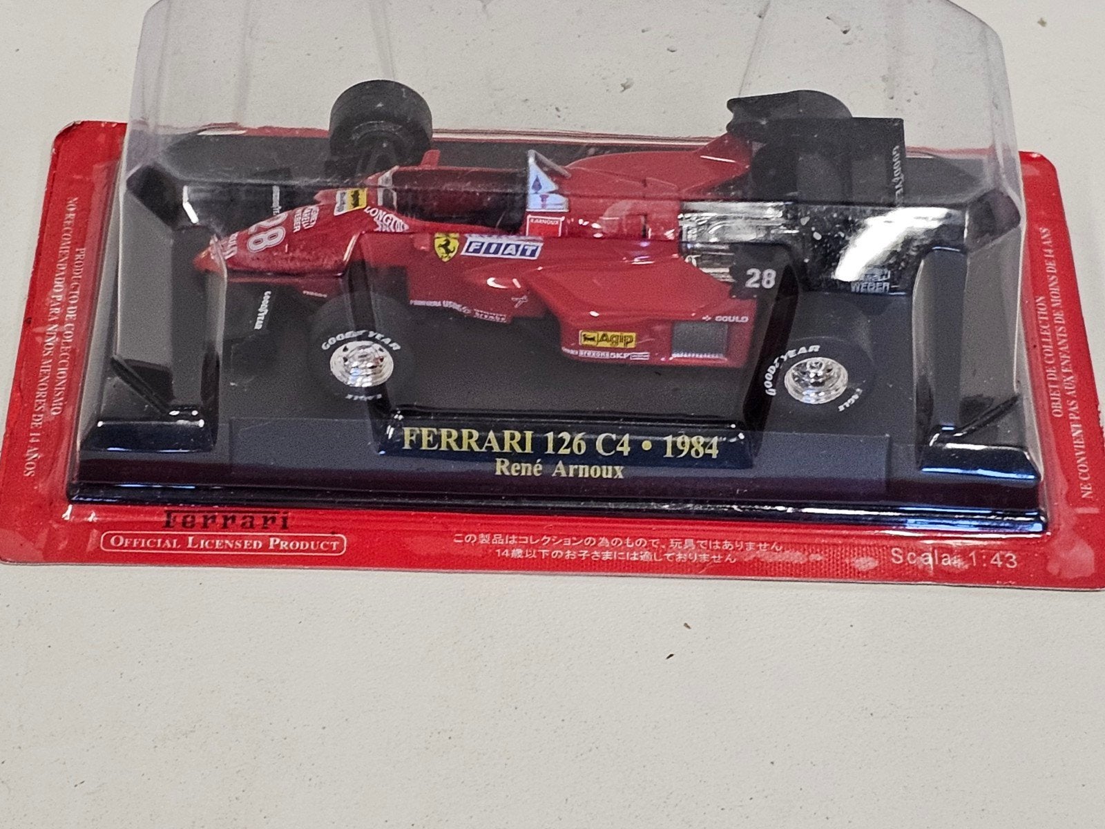 FERRARI 126 C4 1984 René Arnoux
René Arnoux, Enlèvement ou Envoi