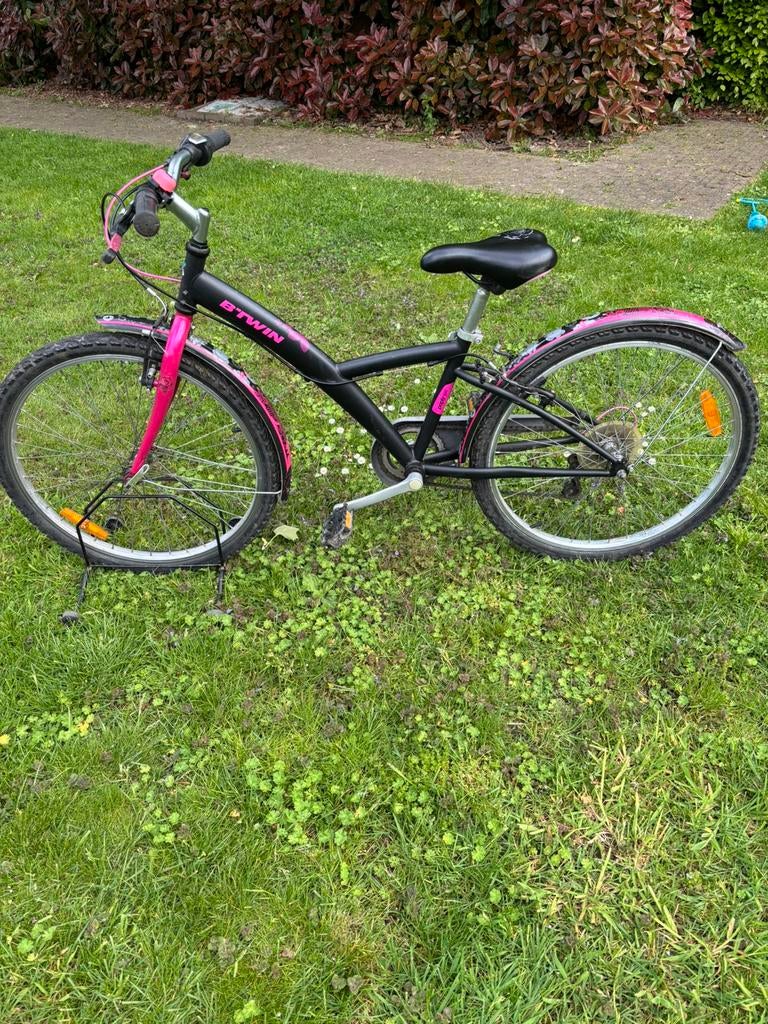 Meisjesfiets 6-9j 24inch, Fietsen en Brommers, Ophalen, Zo goed als nieuw, Versnellingen