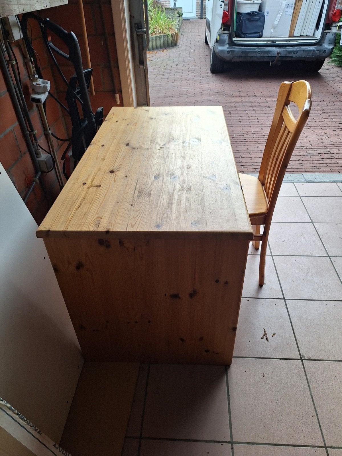 Grenen bureau en stoel, Ophalen