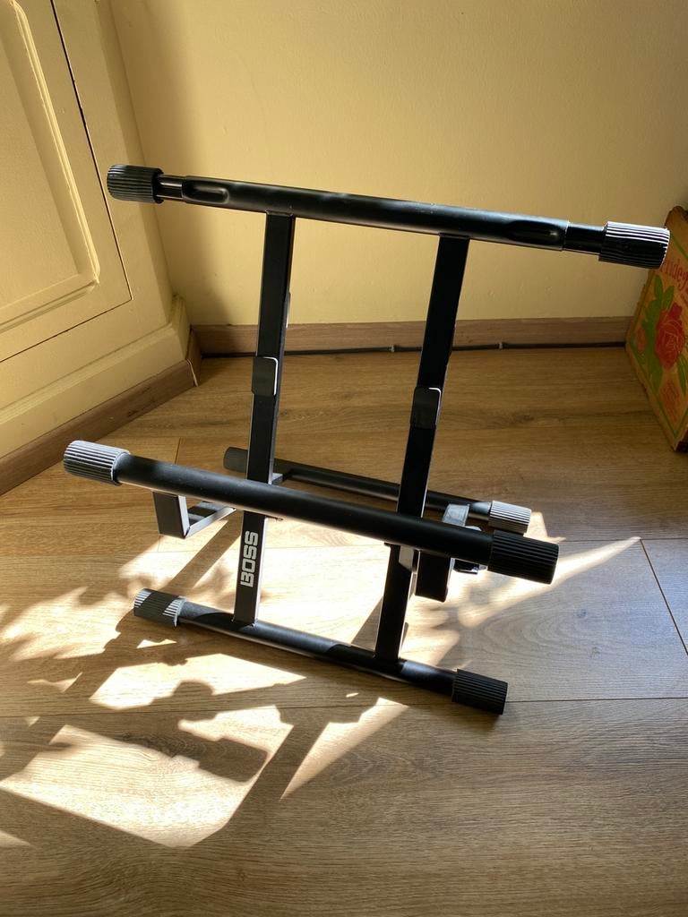 Pied d'ampli Boss BAS-1, Musique & Instruments, Enlèvement ou Envoi, Comme neuf