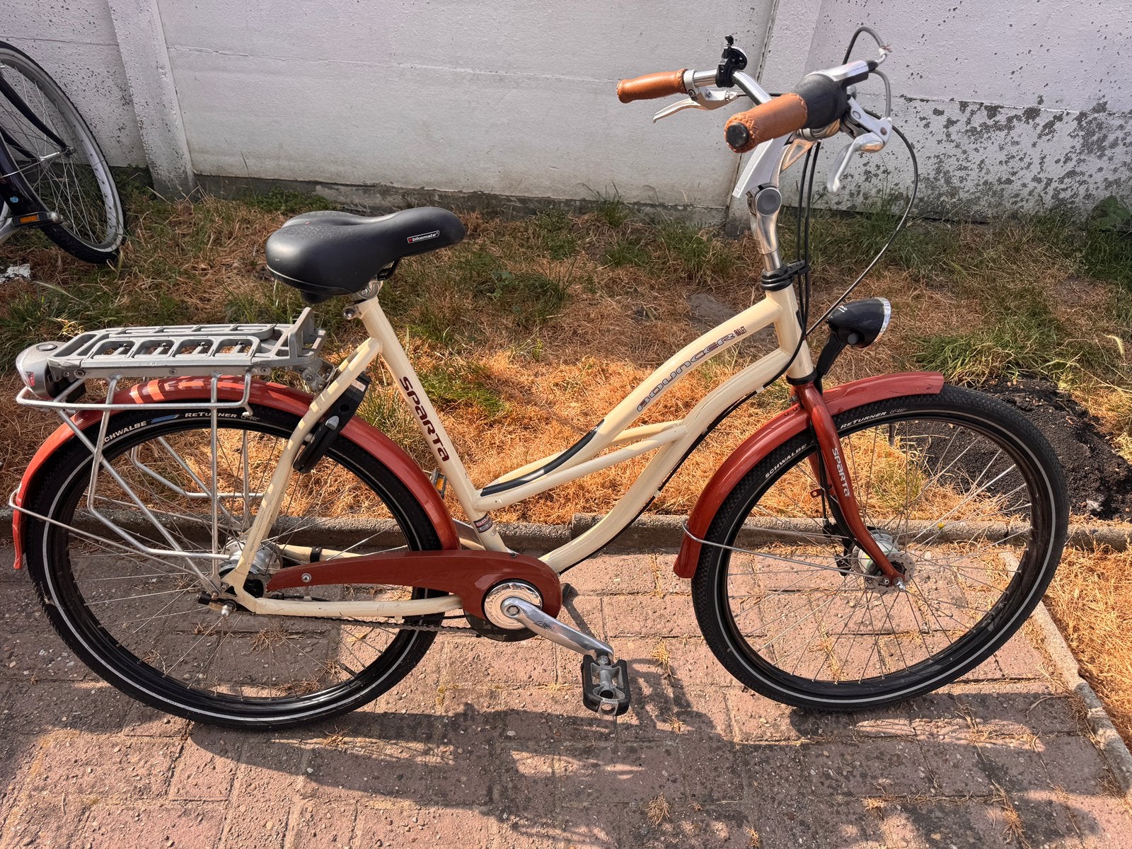 Meisjesfiets Sparta, Ophalen, Zo goed als nieuw