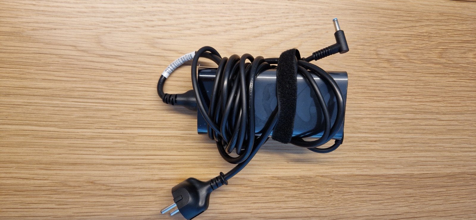 Chargeur HP 150W pour PC portable, Informatique & Logiciels, Chargeurs d'ordinateur portable