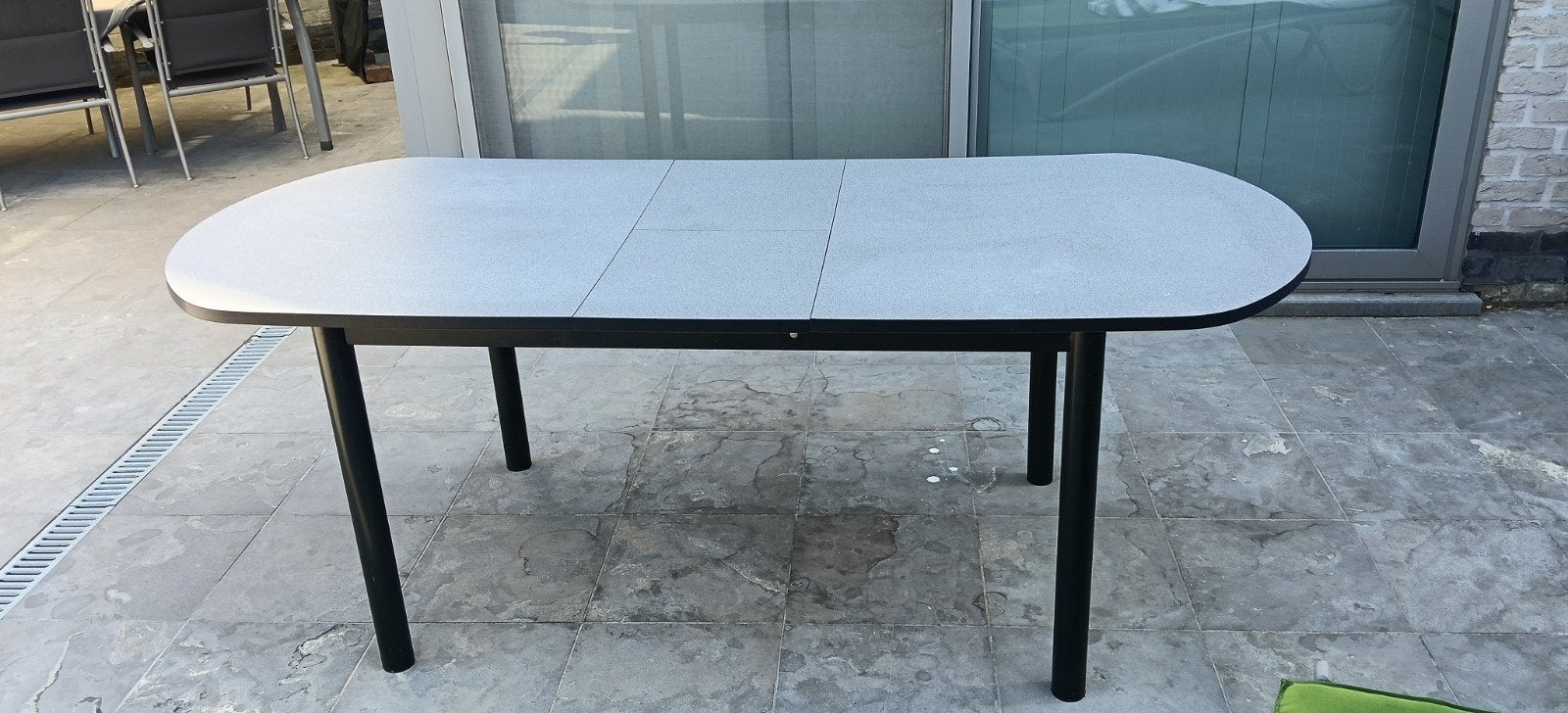 Stevige uittrekbare tafel, keukentafel, Ophalen