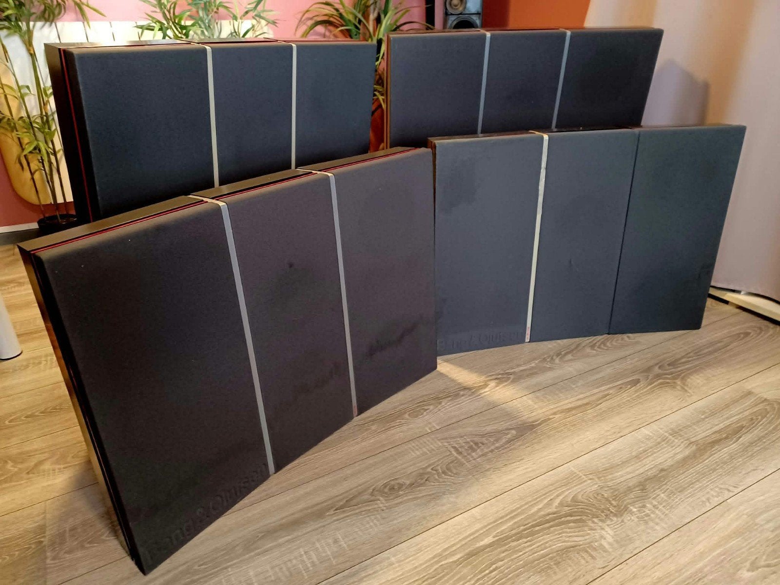 Red line RL 140 Bang&olufsen 4 Hp pied et support mural B&O, TV, Hi-fi & Vidéo, Bass-reflex, Enlèvement, 120 à 150 watts, Bang & Olufsen