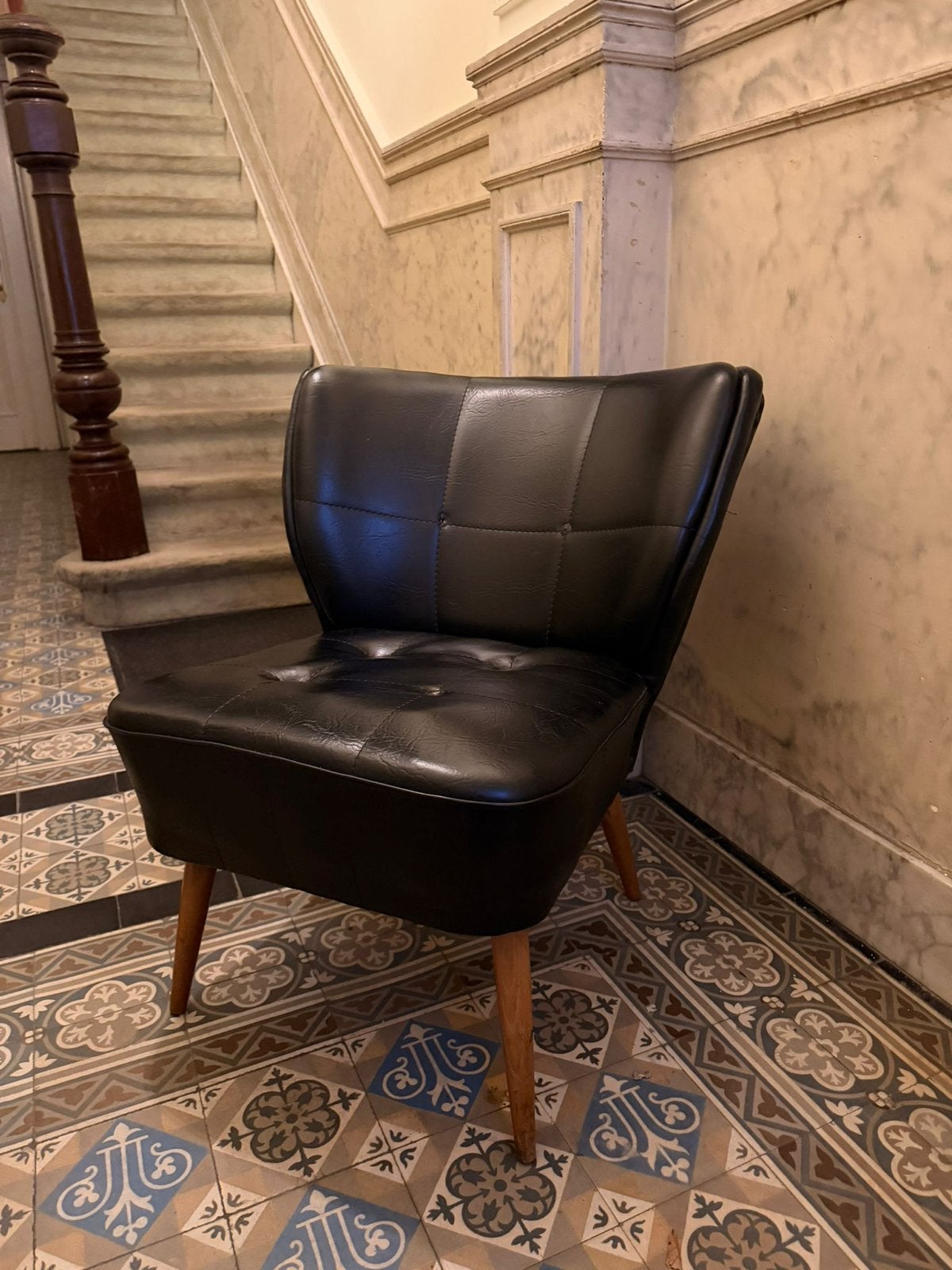 Vintage zwart leder zeteltje, Huis en Inrichting, Fauteuils, Ophalen, Gebruikt, Leer