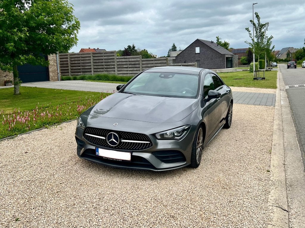 Nette CLA200 AMG Line + Night Edition + LED + camera + pano, Auto's, 715 kg, Parkeerassistent, 120 kW, 5 zetels