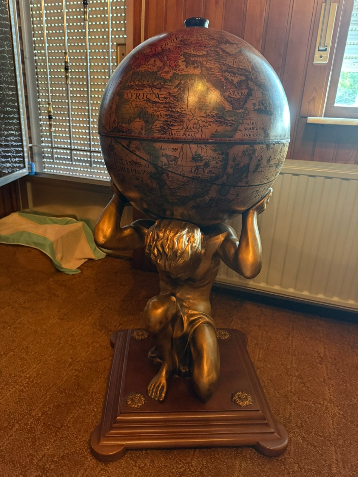 2 exclusieve barmeubels, perfecte staat !!!, Antiek en Kunst, Antiek | Woonaccessoires, Ophalen