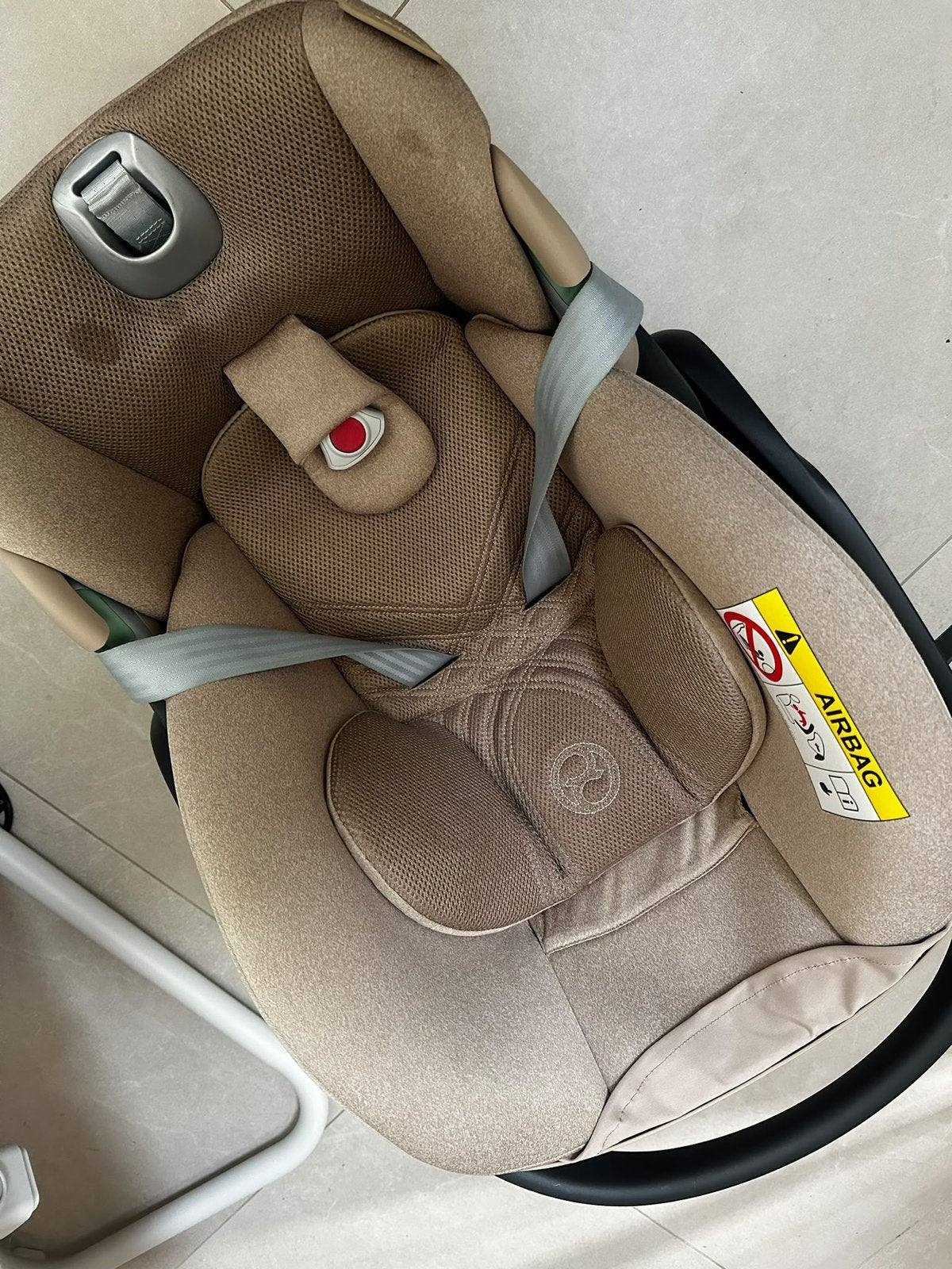 Siège auto Cybex Cloud T i-Size - Beige, Enfants & Bébés, Enlèvement, Comme neuf, Ceinture de sécurité