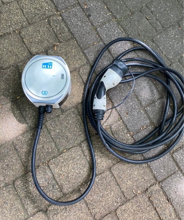 Laadpaal ICU 1 fase 16A met 7m laadkabel dtekker type 2, Ophalen, Zo goed als nieuw