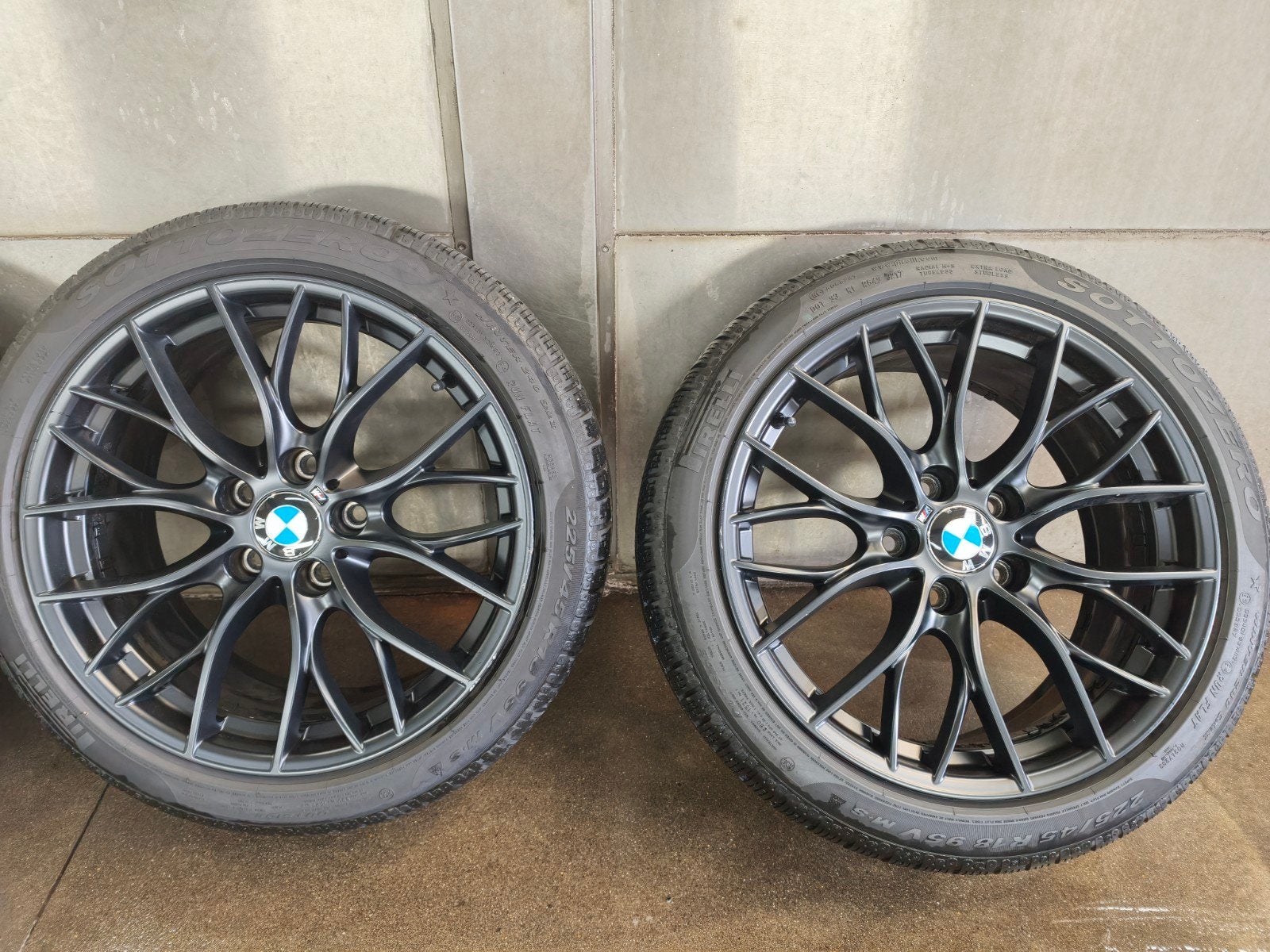 Originele BMW M Performance 405M 18" + Pirelli winterband, Autos : Pièces & Accessoires, Pneus hiver, 18 pouces, Enlèvement, Jante(s)