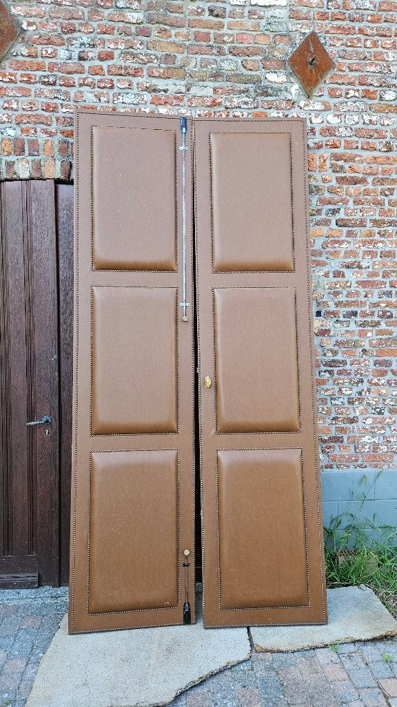 Double portes capitonnées en cuir, Enlèvement