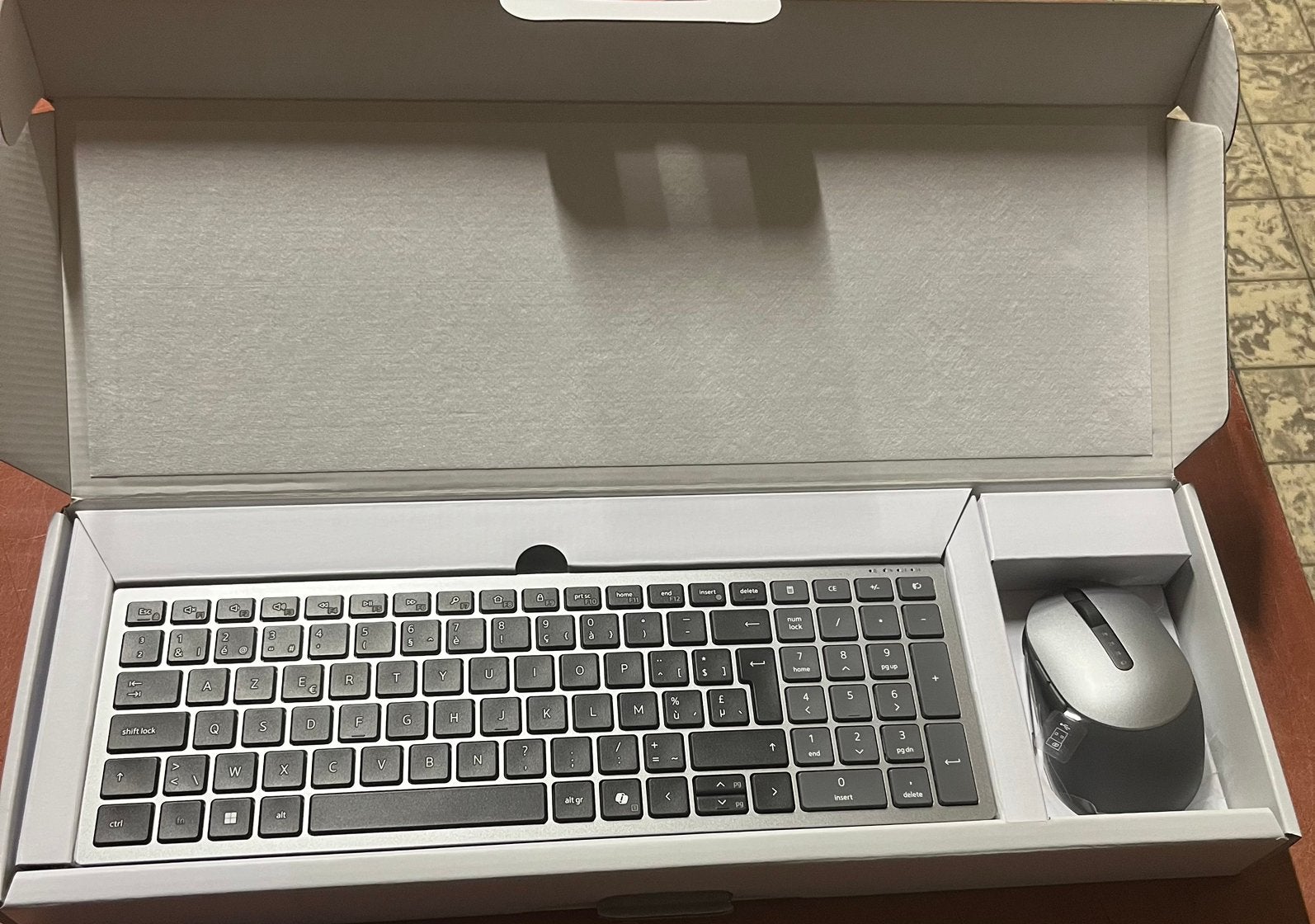 Dell Bluetooth toetsenbord, Ophalen, Toetsenbord en muis-set, Draadloos, Nieuw