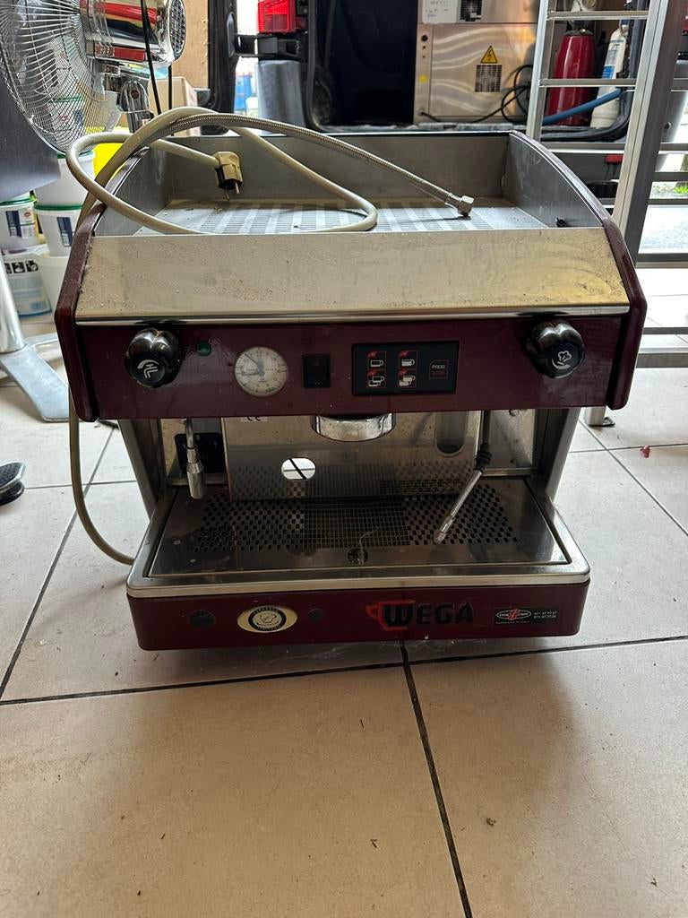 Machine à café WEGA PROFESSIONNELLE, Articles professionnels, Enlèvement, Café et Espresso
