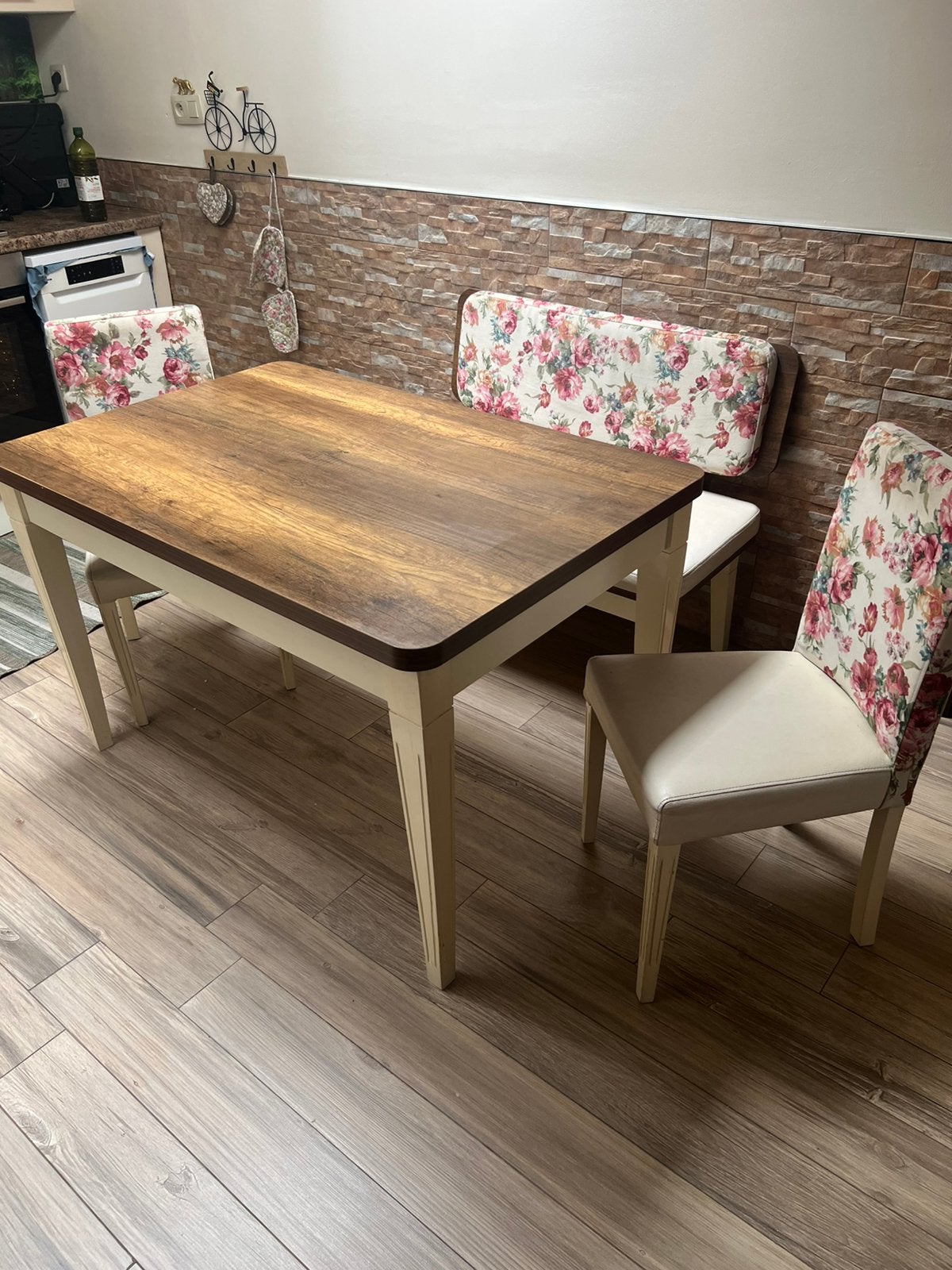 Eettafel met 2 stoelen en 1 tweezitsbankje, Ophalen of Verzenden, Zo goed als nieuw