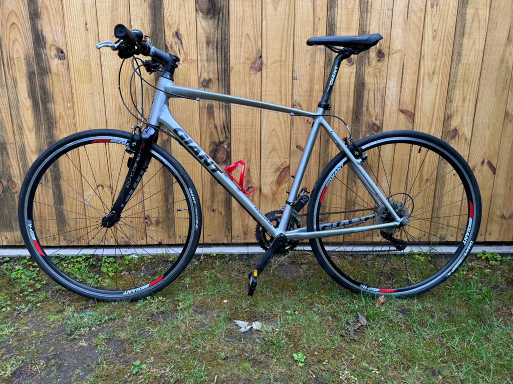 Giant Escape Racefiets / Fitnessbike, Fietsen en Brommers, Ophalen, Zo goed als nieuw, Giant