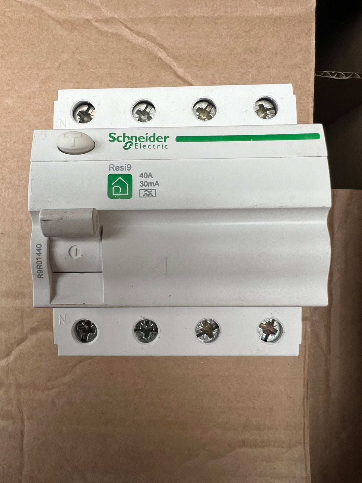 Differentieel 4p 40A 30mA Schneider, Ophalen of Verzenden, Zo goed als nieuw