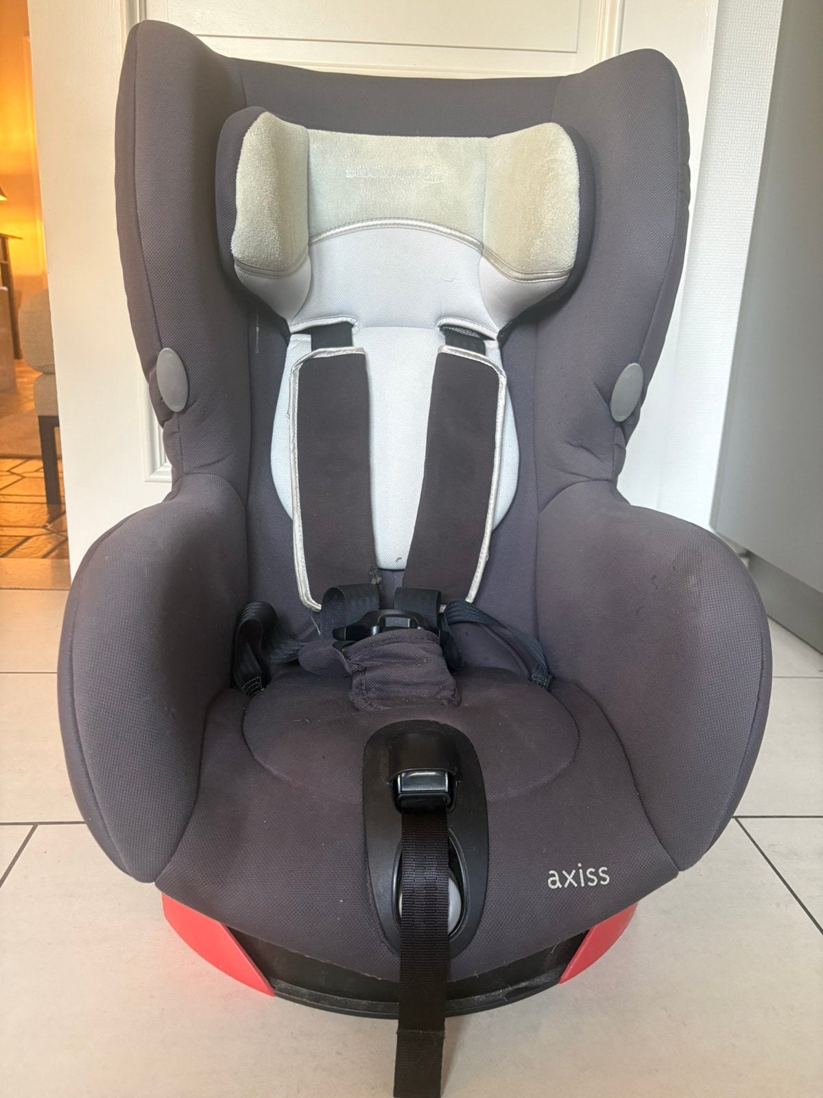 Bébéconfort axiss autostoel 9-18kg, Kinderen en Baby's, Autostoeltjes, Ophalen, Gebruikt, 0 t/m 18 kg, Overige merken
