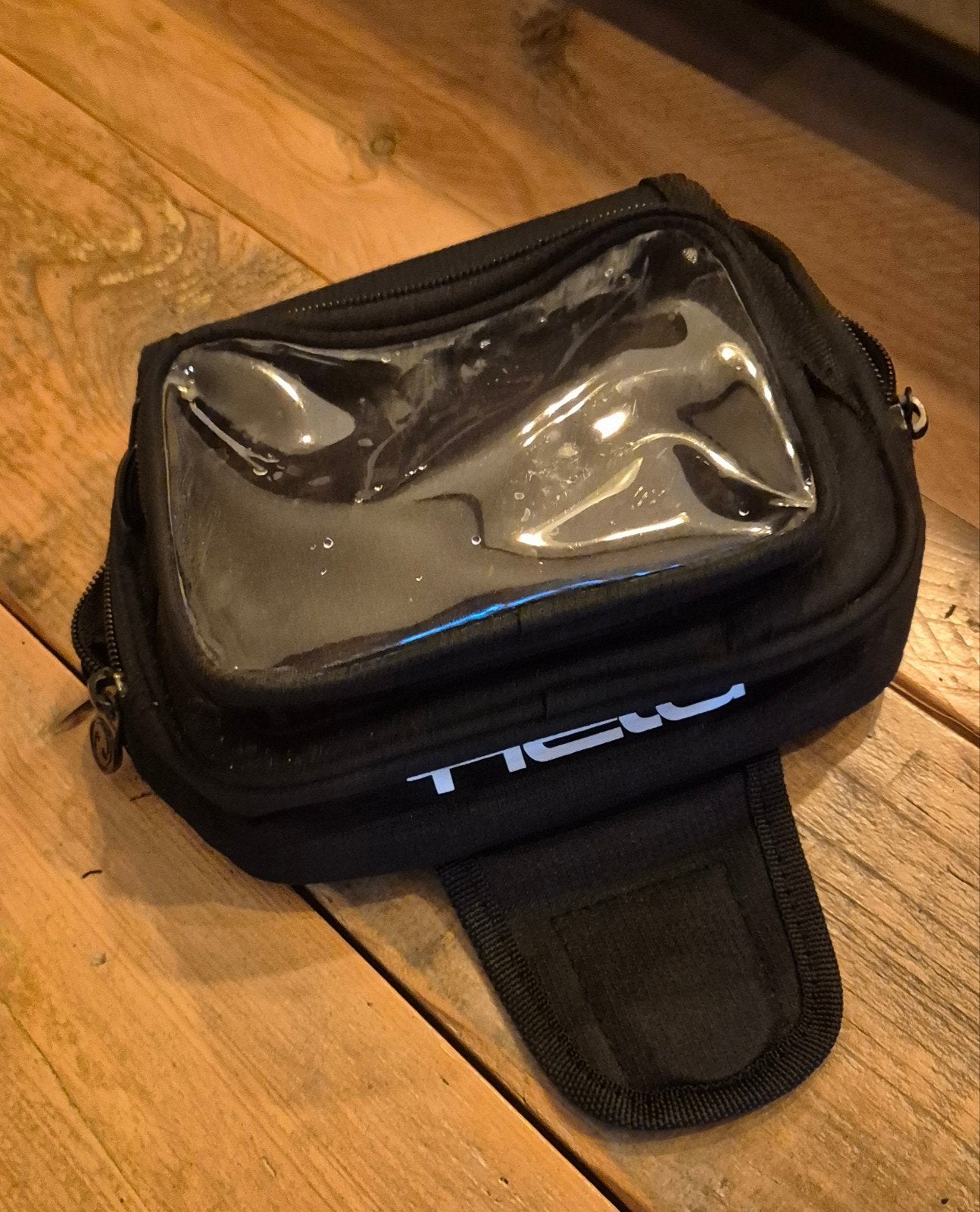magnetische waterproof motor etui, Ophalen, Zo goed als nieuw