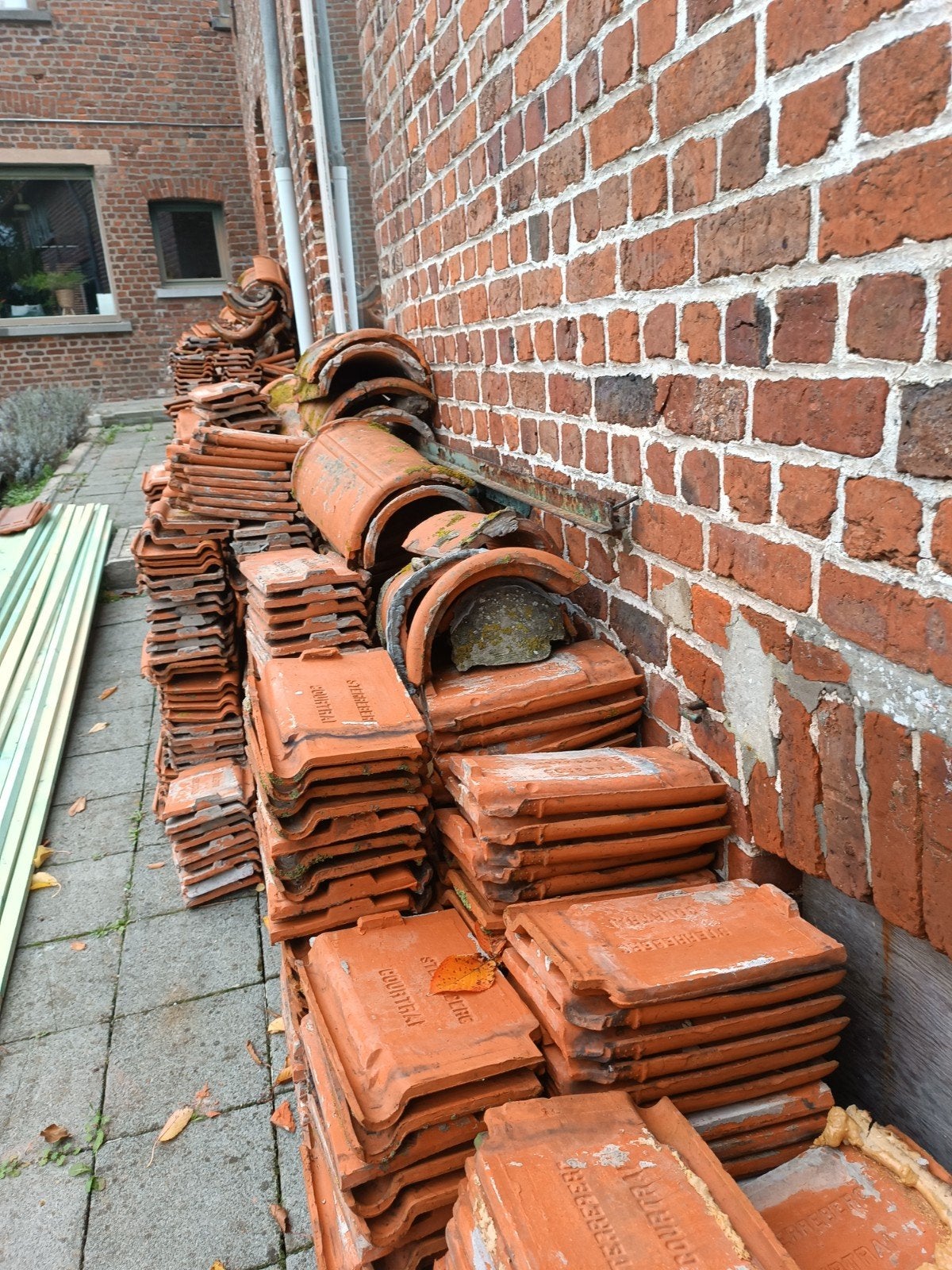 les tuiles peuvent être ramassées gratuitement, Bricolage & Construction, Enlèvement, Utilisé, 15 m² ou plus, Tuiles