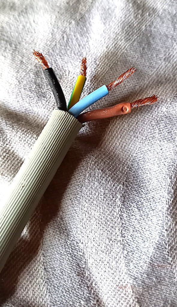 Câble électrique., Bricolage & Construction, Enlèvement, Comme neuf, Câble ou Fil électrique