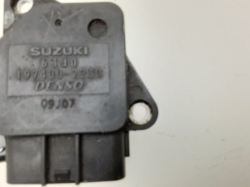 LUCHTHOEVEELHEIDSMETER Suzuki SX4 (EY / GY) (|1974002230|), Gebruikt, Suzuki
