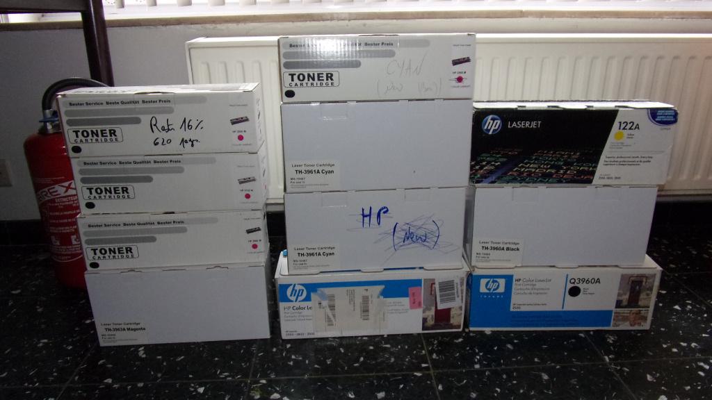 HP 2840 AIO Printer + 10 toner cartridges, Enlèvement, Utilisé, Toner, Hp