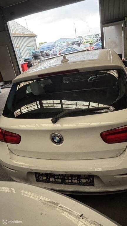 Achterklep wit BMW 1-serie F20 LCI ('15->), Haillon arrière, Enlèvement, Utilisé, BMW