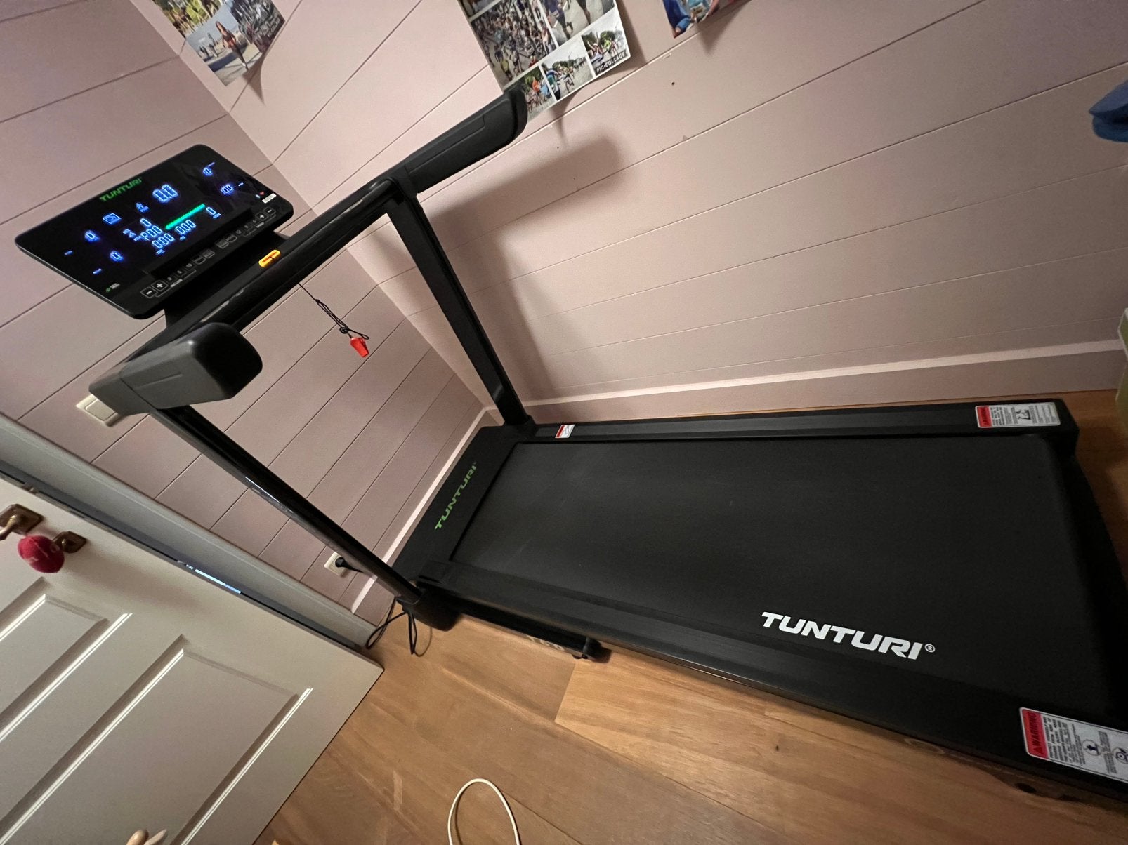 Tapis de course Tunturi T60, Sports & Fitness, Enlèvement, Comme neuf